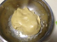 自制果仁月饼做法图解2)