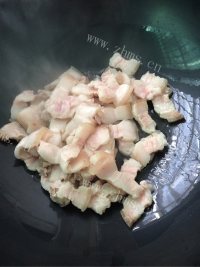 五味俱全的农家小炒肉做法图解3)