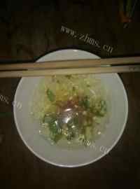香喷喷的鸡蛋葱油饼做法图解4)