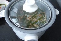 美味的的海带鱼香焖饭做法图解4)