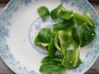 土豆片炒青椒自制做法图解1)
