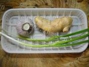 凉拌皮蛋豆腐做法图解4)