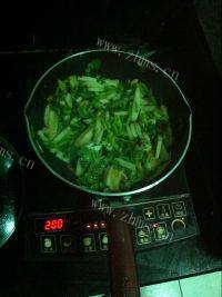 香鲜至极的干煸土豆条