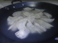 美味的三鲜馅饺子做法图解14)