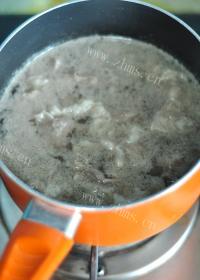浇汁肥牛饭做法图解4)