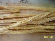 芹菜炒腐竹自制做法图解3)