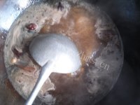 自制卤牛肉做法图解7)