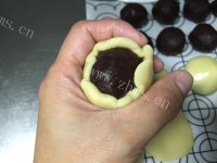 自制豆沙月饼做法图解5)