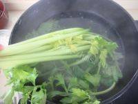 「自创」芹菜猪肉饺子做法图解3)