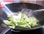 炒鮸鱼片做法图解5)
