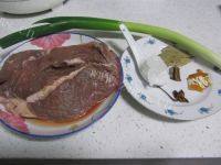家常菜红烧牛肉做法图解1)