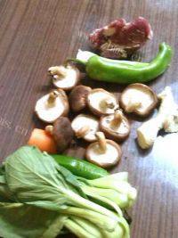 家常菜肉炒香菇做法图解1)