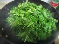 家常菜香菇芹菜做法图解3)