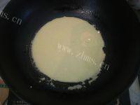 美味煎饼卷大葱做法图解9)