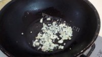 开胃农家椒香鱼头做法图解6)