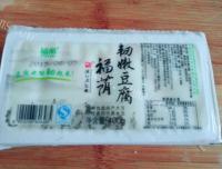 家常菜皮蛋豆腐做法图解1)