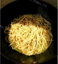 美味的豆角焖面做法图解9)