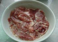 「家有大厨」水煮肉片做法图解4)