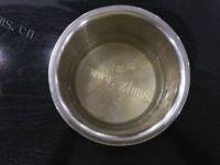 自制绿茶慕斯做法图解4)