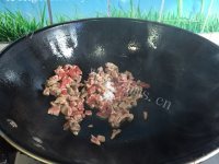 家常牛肉炒韭菜做法图解4)