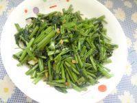 家常菜清炒空心菜