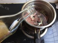 好吃的土豆烧牛肉做法图解7)