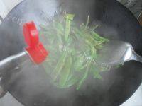 家庭版豆角炖土豆做法图解5)