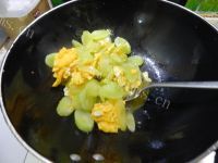 营养丰富的莴笋炒鸡蛋的做法图解六