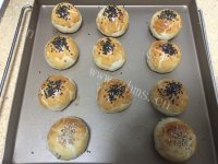 苏式蛋黄肉松月饼做法图解15)