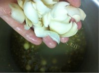 自制绿豆百合莲子羮做法图解5)