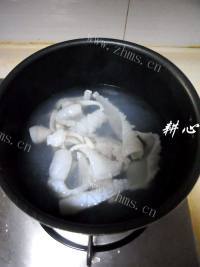 酱香的虾酱炒鲜鱿做法图解5)