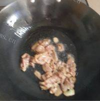 家常菜青笋木耳肉片做法图解7)