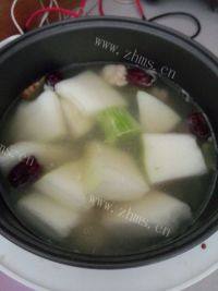 养生的冬瓜排骨汤做法图解6)