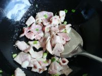 家常菜肉片炒莴笋做法图解5)