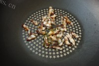 美味的腊肉香菇炒糙米饭做法图解6)