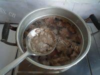 口感不错的啤酒烧牛肉做法图解4)