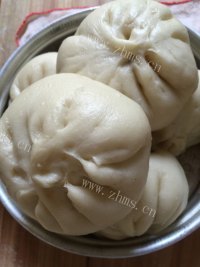 自制酱肉包做法图解11)