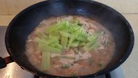 好吃的农家豆豉香芋烧莴笋做法图解8)