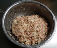 香气浓郁的煎藕饼做法图解3)