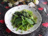 色味俱全的蒜蓉小油菜