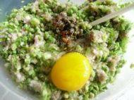美味的豆角肉馅饺子做法图解4)