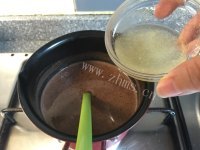 美味的巧克力鲜奶酪做法图解6)