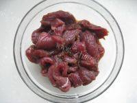 简单的青椒牛肉做法图解1)