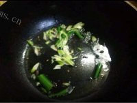 垂涎欲滴的青椒炒肉做法图解3)