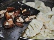 诱人香菇花菜做法图解1)