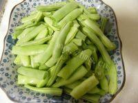 鲜香的清炒四季豆做法图解1)