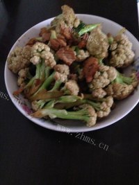 家常菜有机花菜炒肉片
