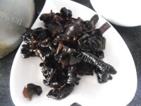 家常菜木耳炒油菜做法图解3)