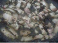 好吃不腻的梅菜五花肉做法图解6)