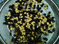 香浓的红黄黑豆浆做法图解1)